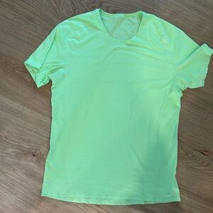 Men’s Neon Lululemon Workout Shirt